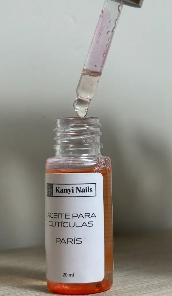 Aceite de Cutícula 2.webp